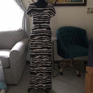 NWT cream and black maxi dress